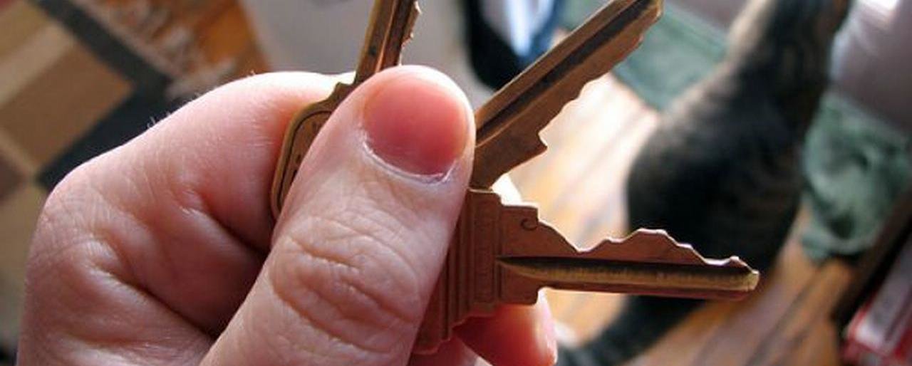 В камчатской столице сквоттеры заселили более 200 муниципальных ква... В камчатской столице сквоттеры заселили более 200 муниципальных квартир – власти